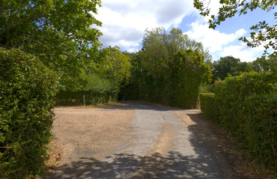 Driveway approach to Monkhurst House